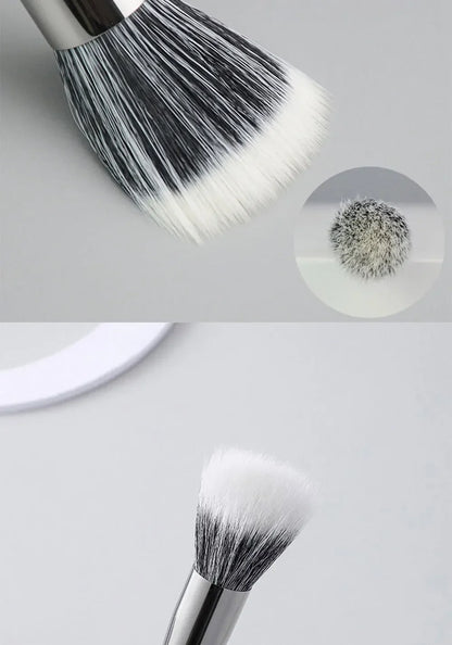 Pointillator brush Blush brush Pure wool flat head Cangzhou makeup brush Soft bristle wooden handle Beauty tool